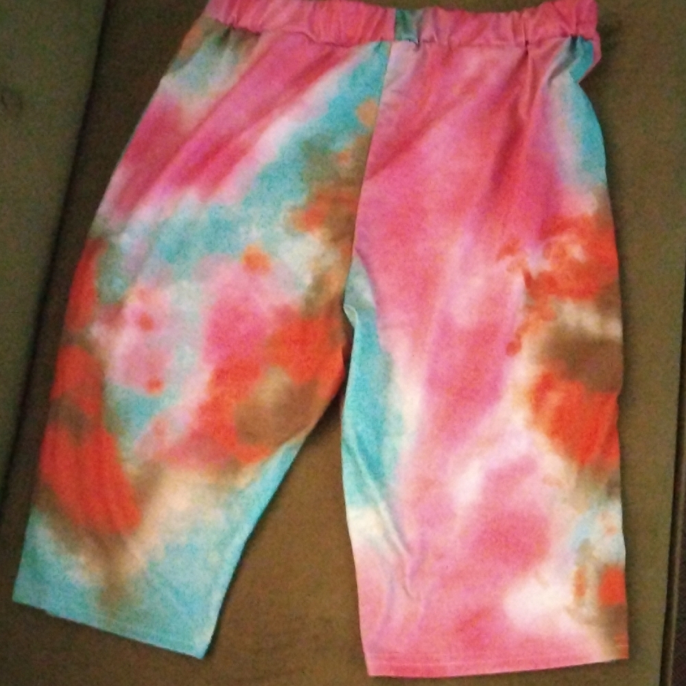 Tie-Dye Pastel Capri Pants - Pink, Blue, Coral